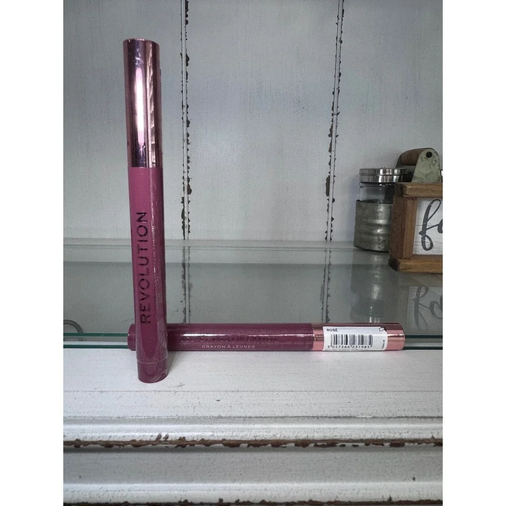 Makeup Revolution Velvet Kiss Lip Crayon Rosé Matte Lipstick Duo Set of 2 New